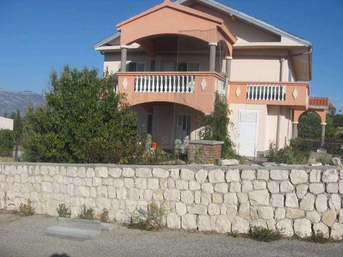 Apartment Jovici *